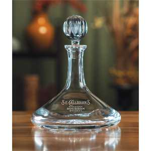 Engraved Crystal Decanter with top admiral