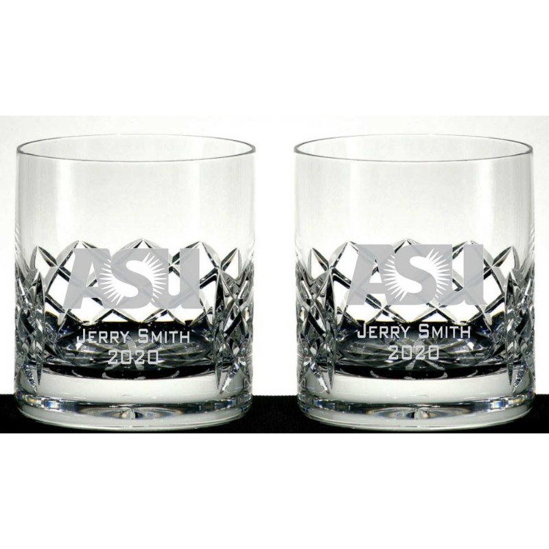 https://www.personalized-engraved-gifts.com/content/images/product_main/Diamond-Cut%20Crystal%20Whiskey%20Glass%20Set%20-%20Westport.v638106051330927933.jpg