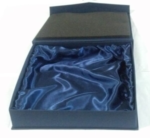 Deluxe Gift Box for Plates and Flat Items