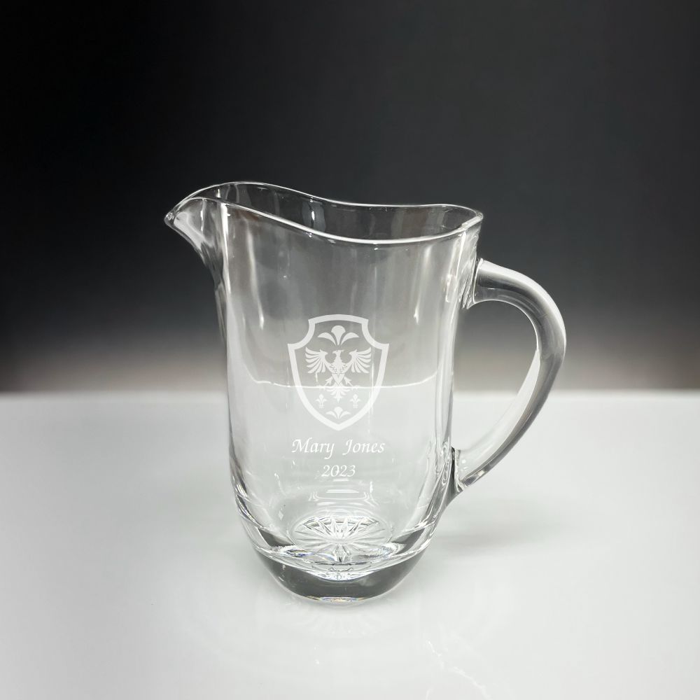 https://www.personalized-engraved-gifts.com/content/images/product_main/engraved%20crystal%20pitcher%20with%20logo.v638262788494761332.jpg