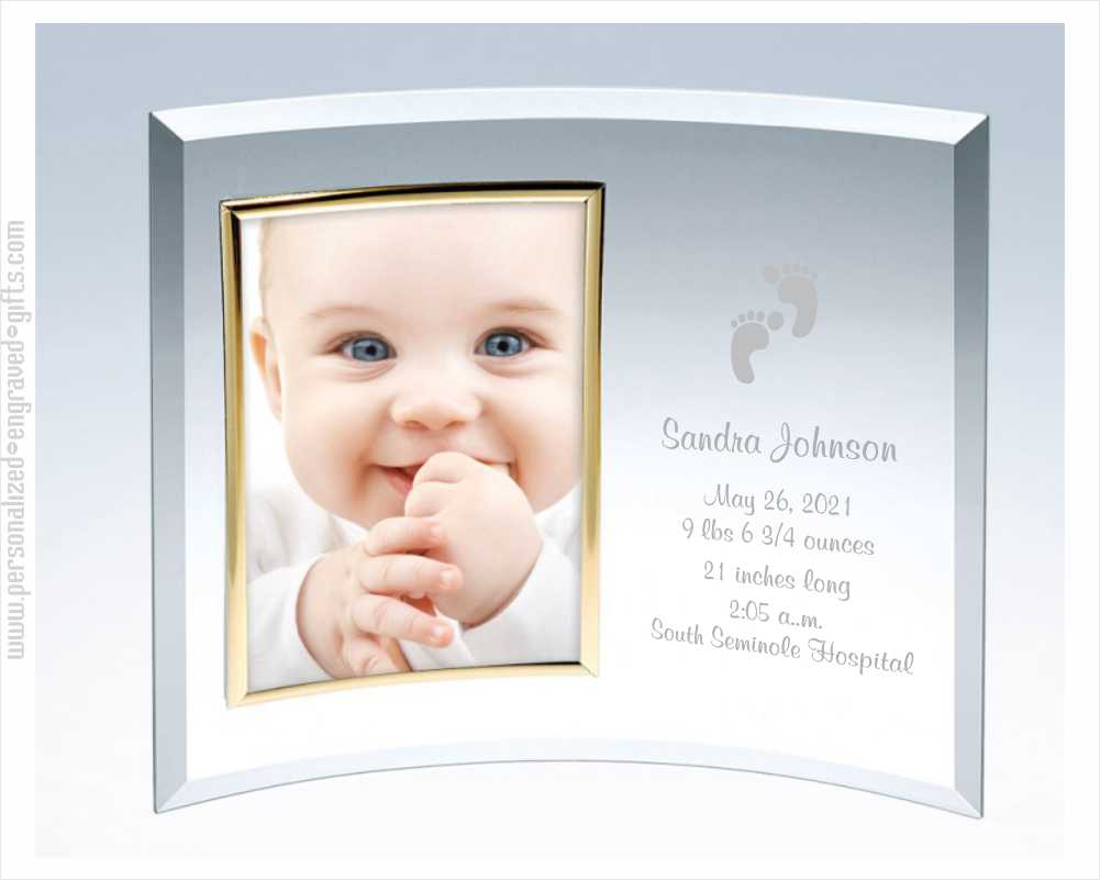 Infusion Gifts 3001-LB Four Generations Engraved Photo Frames Large Black