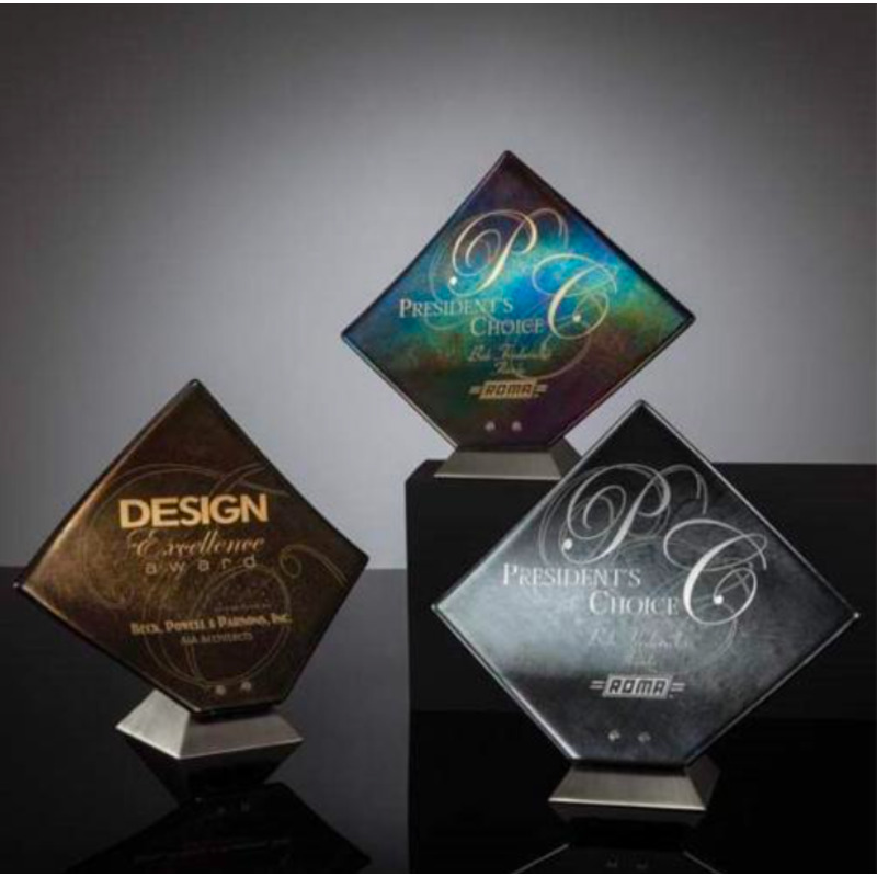 Metallic Glass Award on Metal Base Ghesseh